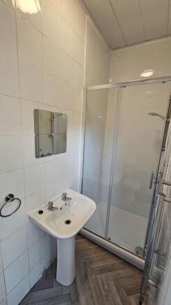 1 bed Flat to rent Image 8