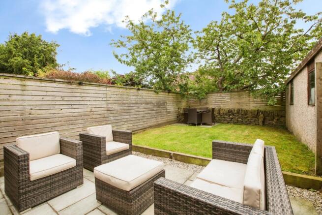 3 bed Semi-Detached for sale Image 6