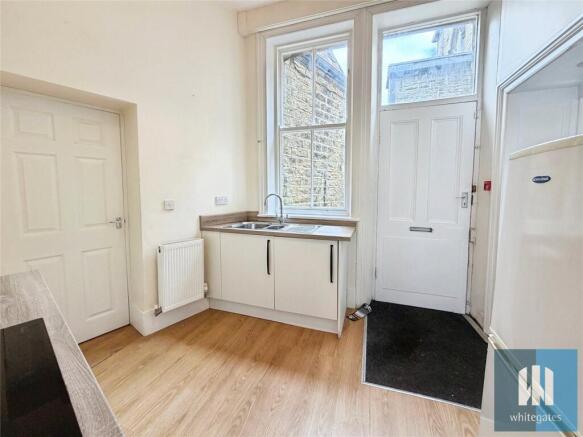 1 bed Apartment to rent Image 7
