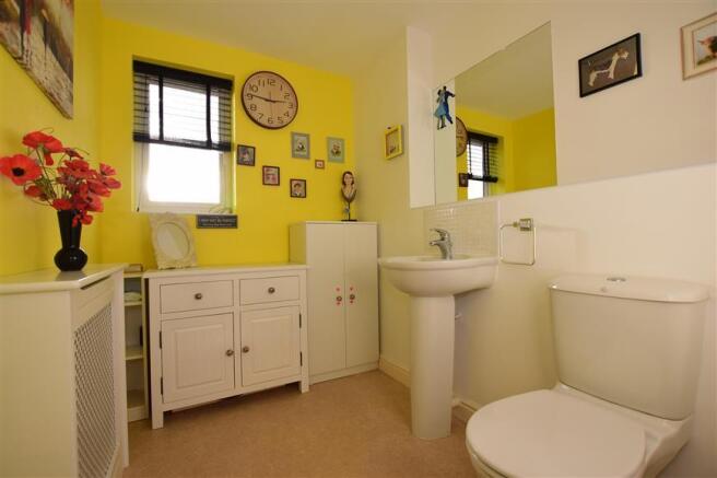 Dressing Area/ Toilet