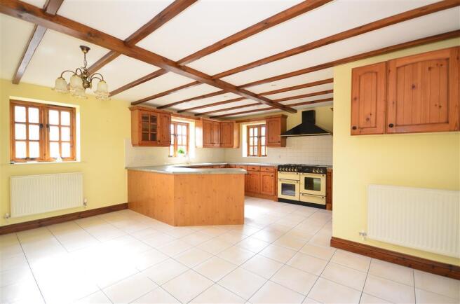 Kitchen/Breakfast Room