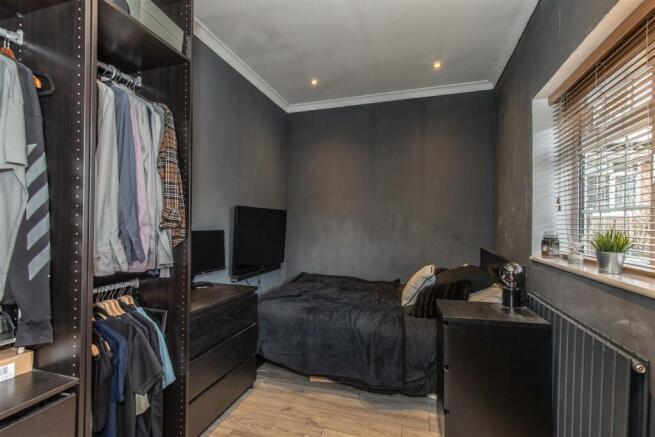 12 Birch Close-22.jpg