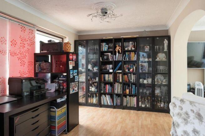 study/dining area
