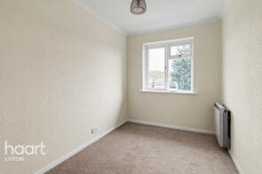 17, The Shires, Luton LU2 7QA