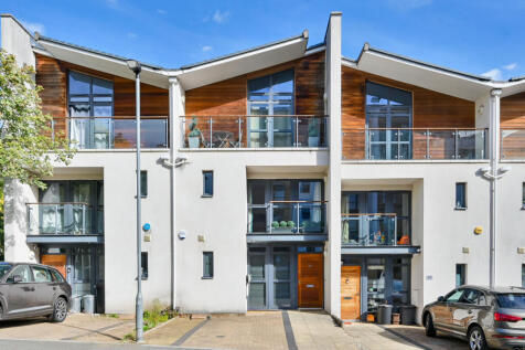 Scott Avenue, Putney, London, SW15