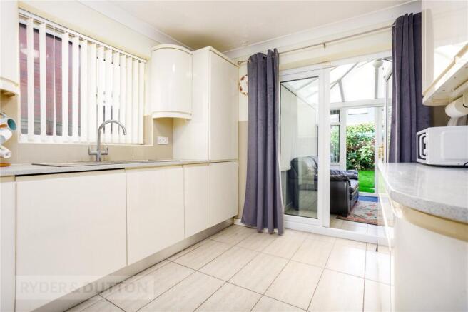 Astbury Close, Springhead, Saddleworth, OL4 photo 4