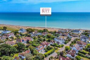 8, The Drive, East Preston BN16 1QH