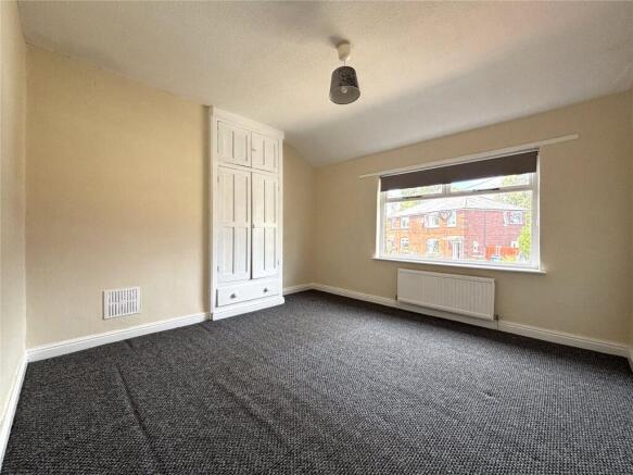 3 bed Semi-Detached to rent Image 4