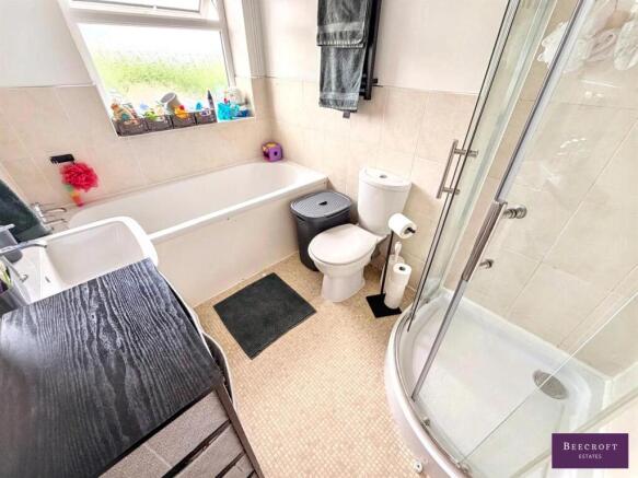 3 bed Semi-Detached for sale Image 10