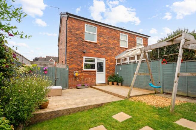 2 bed Semi-Detached for sale Image 6