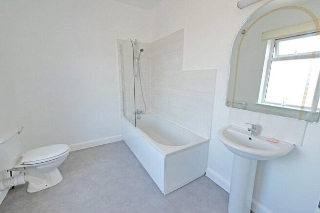 2 bed Terraced for sale Image 6
