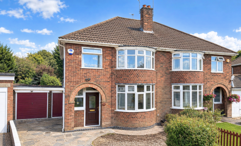 Fieldgate Crescent - Birstall
