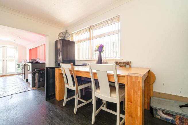 Breakfast Room
