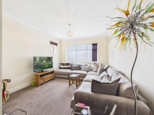 LOUNGE AREA