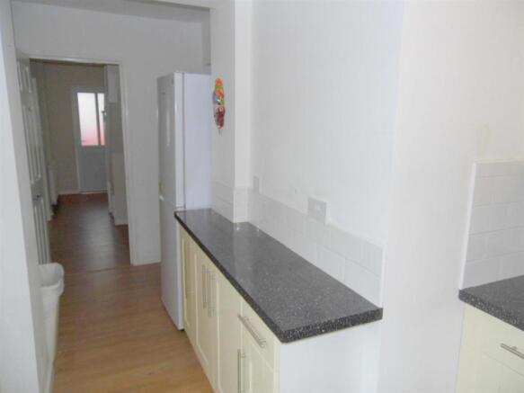 Hall/Kitchen