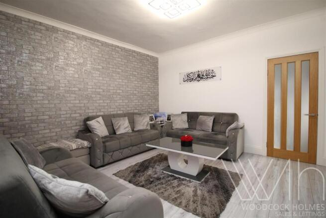 sitting room .JPG