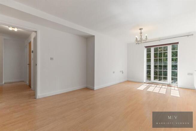 Angel Court Flat 5 MV-2.jpg