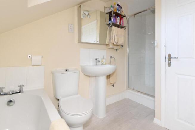 Family bathroom with