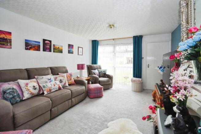 2 bed Semi-Detached Bungalow for sale Image 4