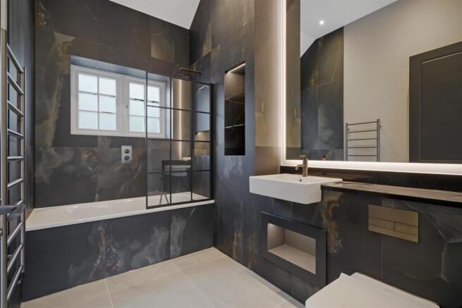 Newall Close - WBSvcF77bsI5Bas92goi.jpg