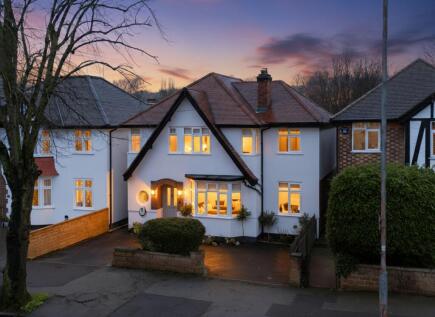 Arno Vale Road, Woodthorpe, NG5