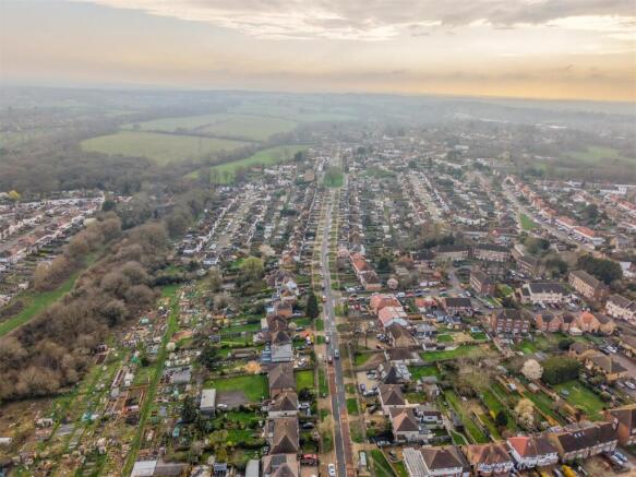 Gilders Road, Chessington2.jpg