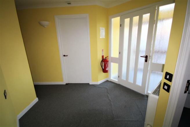 ENTRANCE & HALLWAY