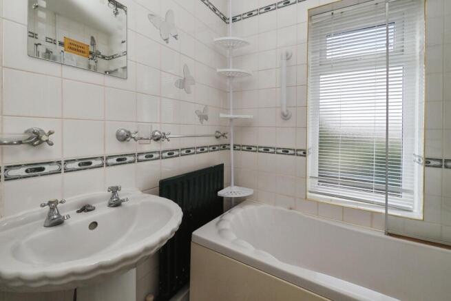3 bed Semi-Detached for sale Image 12