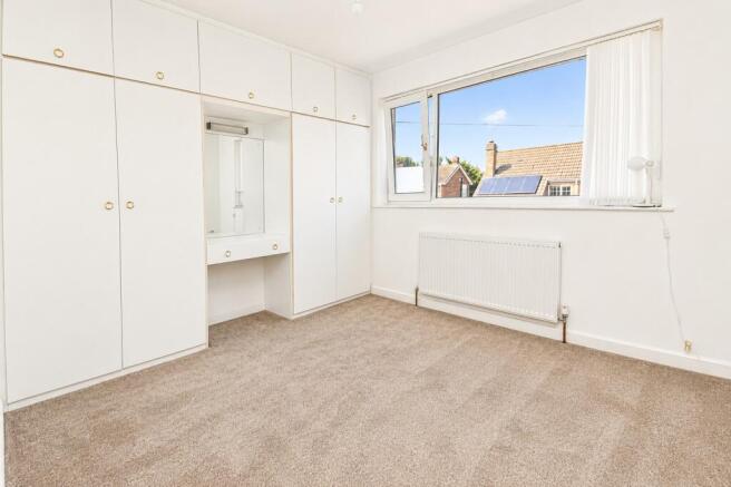 3 bed Semi-Detached to rent Image 7