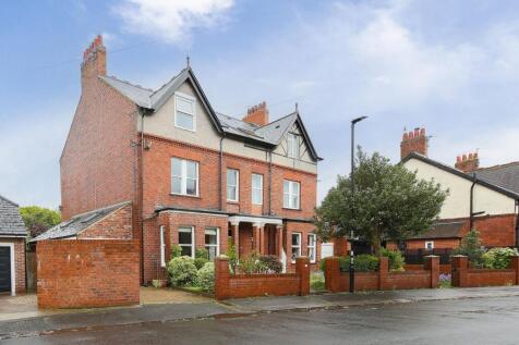 Elm Grove, Forest Hall, NE12