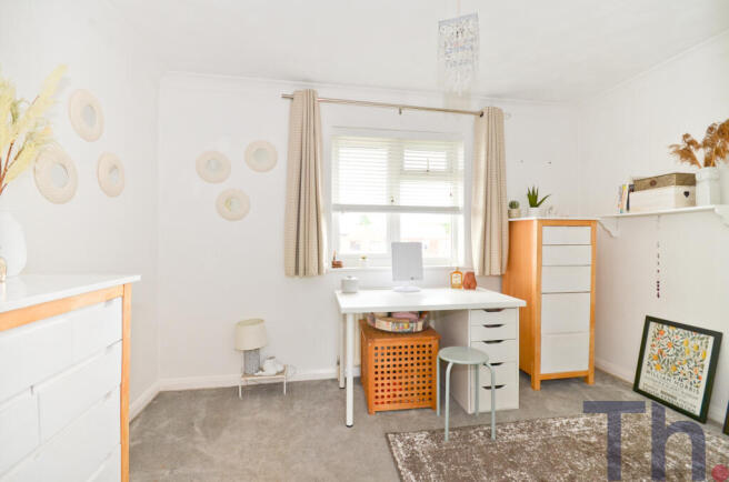 Bedroom 2.JPG