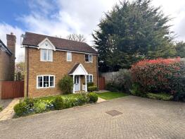 8, Brogdale Place, Faversham ME13 0AF