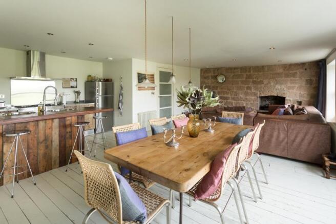 4 bed Character Property for sale Image 11