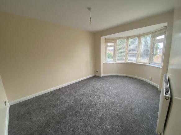 3 bed Semi-Detached to rent Image 6