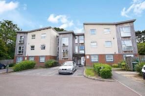 20, Williams House, Berwick Close, Southampton SO16 8DA