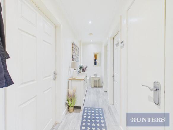 1 bed Apartment for sale Image 6