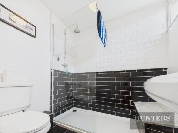 5 bed Terraced for sale Image 6