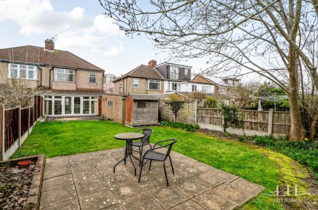 3-bed semi-detached on Slewins Lane, Hornchurch, £525,000