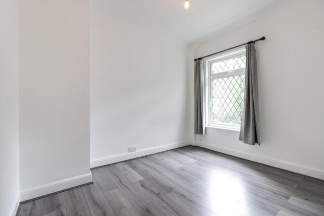 2 bed Terraced for sale Image 6