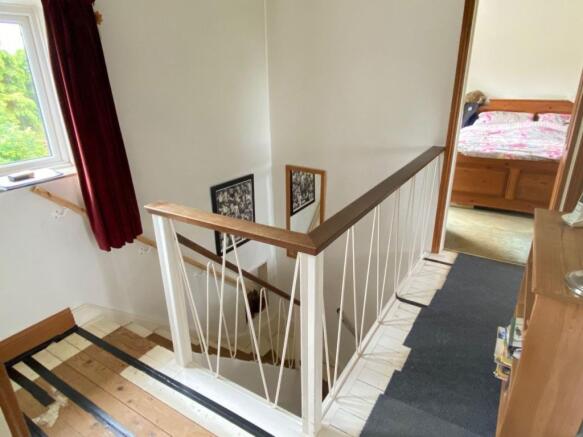 FIRST FLOOR LANDING