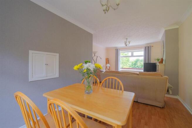 3 bed Semi-Detached for sale Image 10