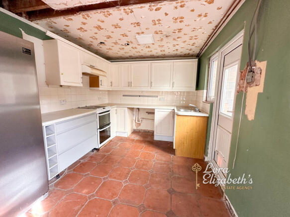 Redland Grove, Carlton, Nottinghamshire, NG4 photo 2