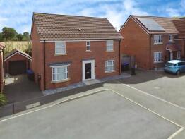 10, Lennard Close, Lutterworth LE17 5EW