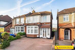 14, Green Dragon Lane, London N21 2LD