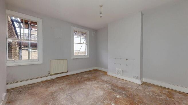 Flat A, 75 Vernham Road, Plumstead, London, SE18 3EY