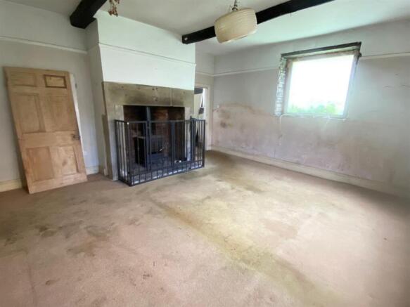 3 bed Link Detached House for sale Image 7