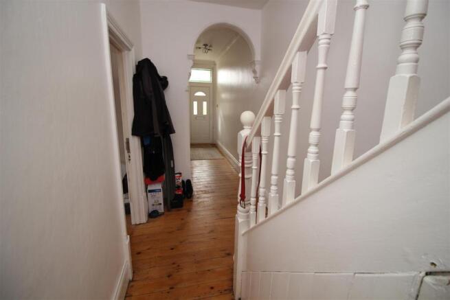 Hallway.JPG
