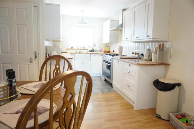 Kitchen/Dinning