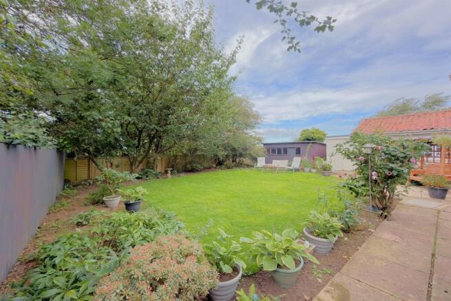 Dovecot Close, Gristhorpe, Filey photo 4