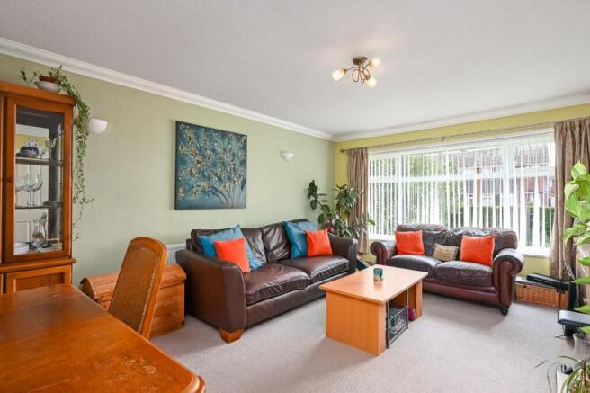 2 bed Bungalow for sale Image 4
